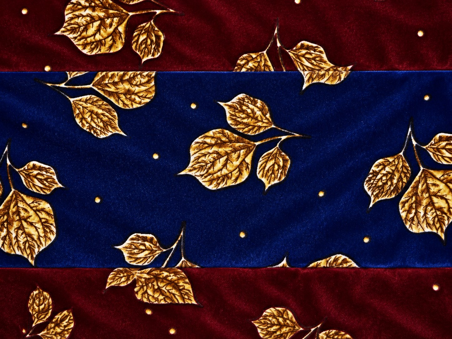 Printed Velvet velvet sample display